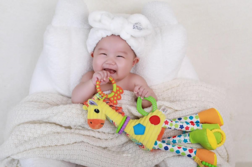 招远1岁宝宝流鼻涕打喷嚏